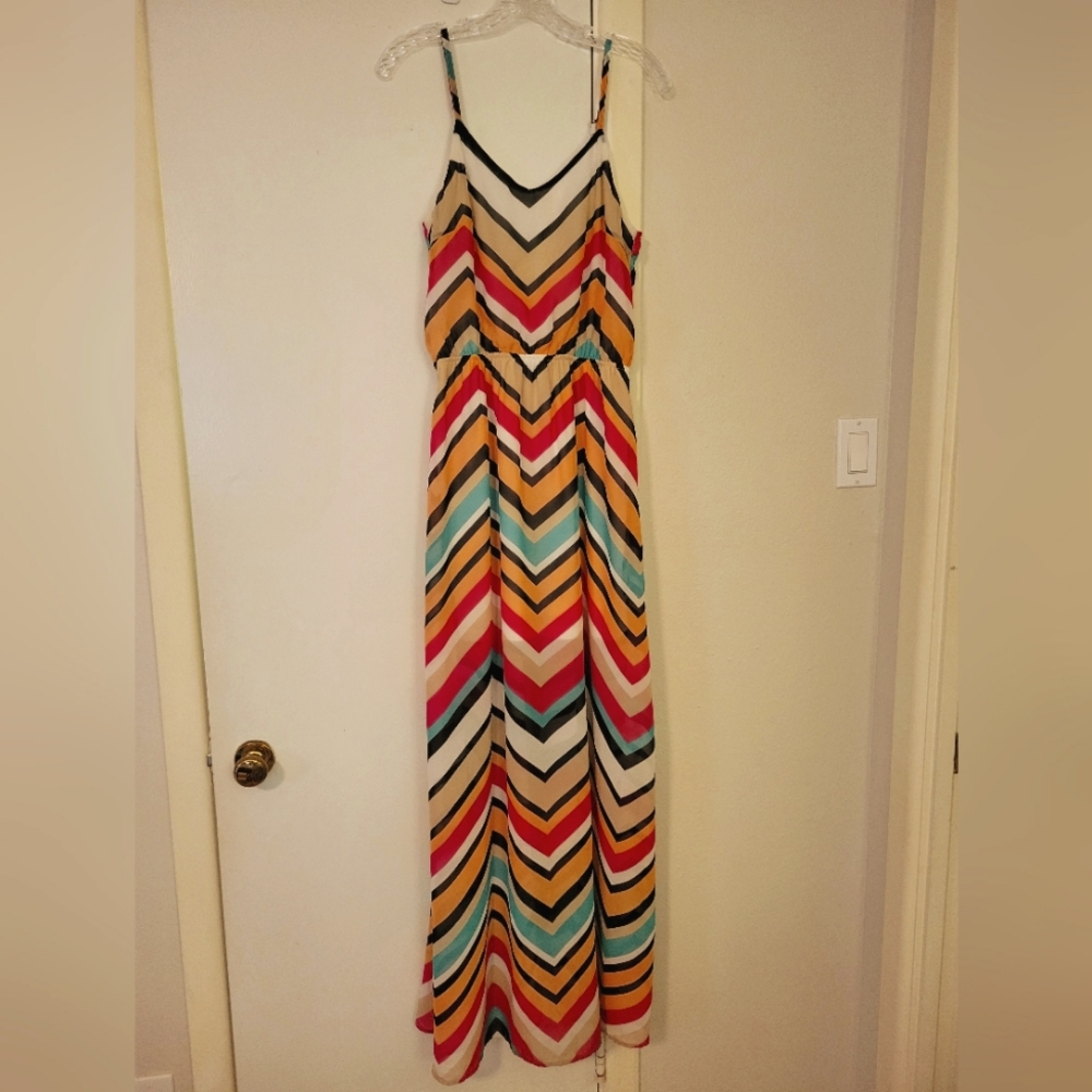 Umgee Chevron Spaghetti Strap Maxi Dress, Medium, EUC